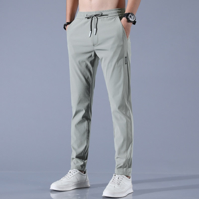 Męskie Spodnie Dresowe w kroju slim fit